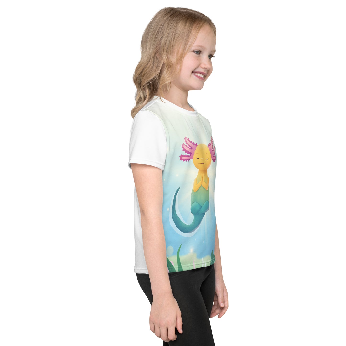 "Axis blir lugn" T-shirt för barn 2-8år, med helt tryck på framsidan samt rundad hals, vit rygg och ärm.